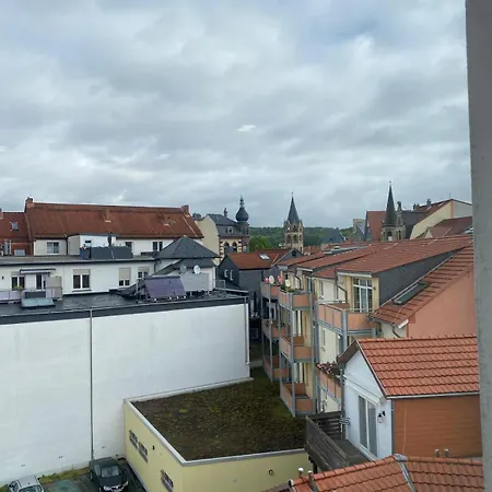 A 6 J 22 Michelangelo Netflix Fußgängerzone * Eisenach