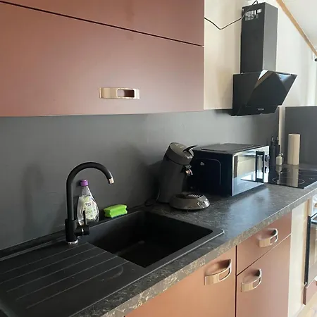 Apartman A 6 J 22 Michelangelo Netflix Fussgaengerzone Eisenach