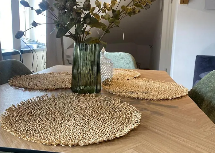 A 6 J 22 Michelangelo Netflix Fußgängerzone Apartment Eisenach