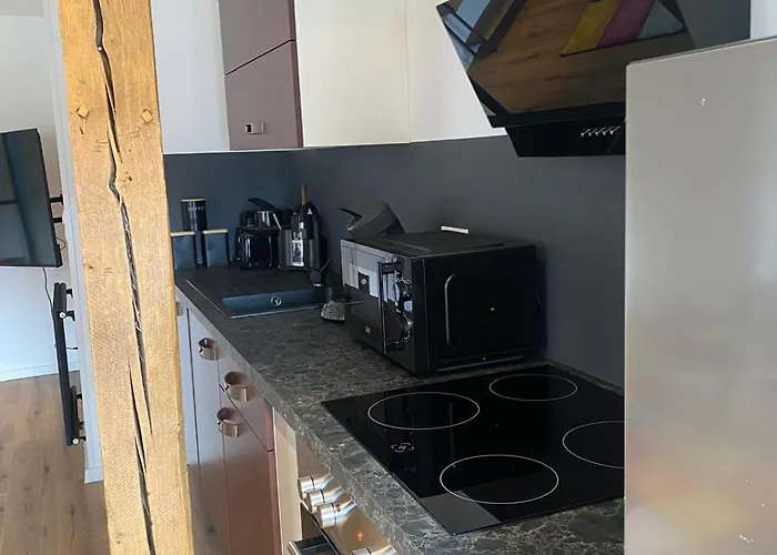 A 6 J 22 Michelangelo Netflix Fußgängerzone